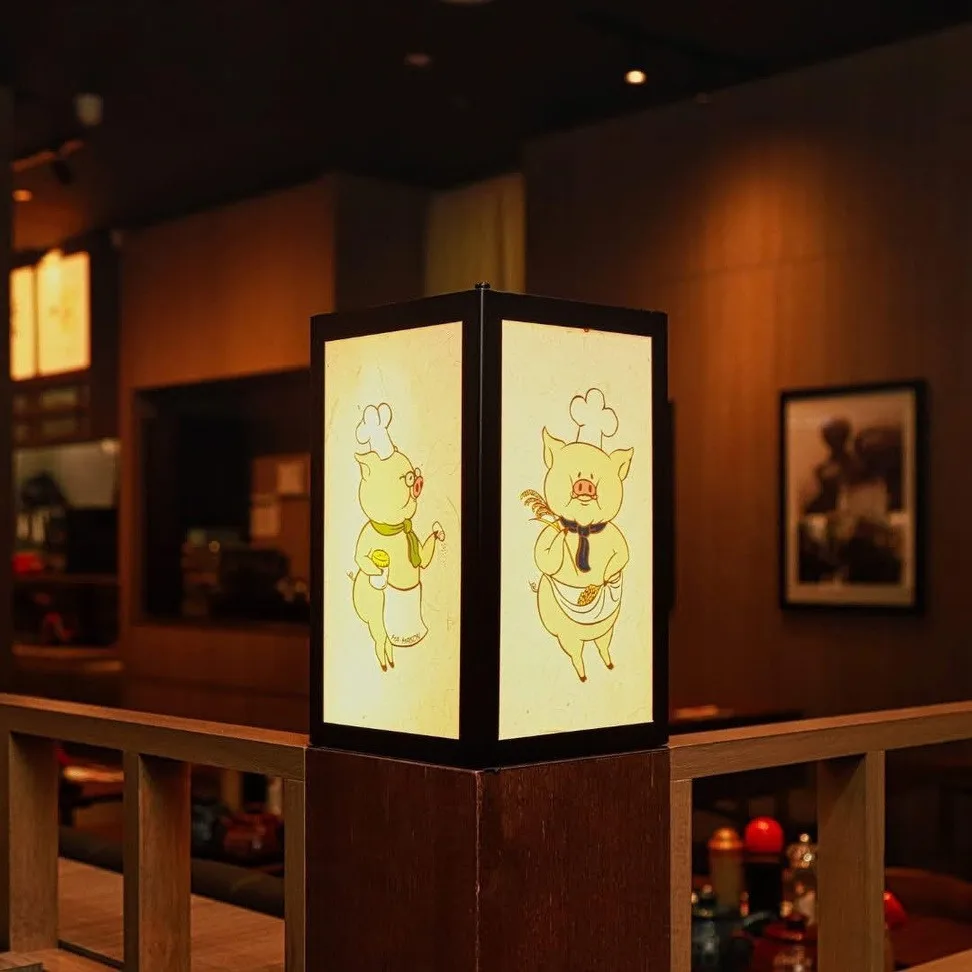 Illuminated display at Tonkatsu by Ma Maison